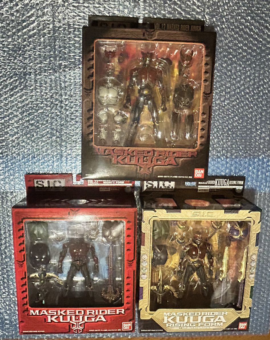仮面ライダークウガ　御影石　石像　美品、希少 仮面ライダークウガ 御影石 石像 美品、希少 - メルカリ