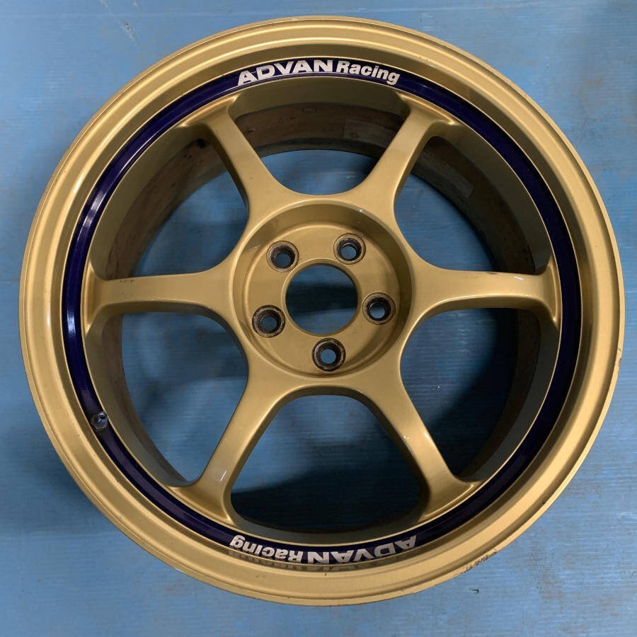 ADVAN Racing RG 16インチ 7J