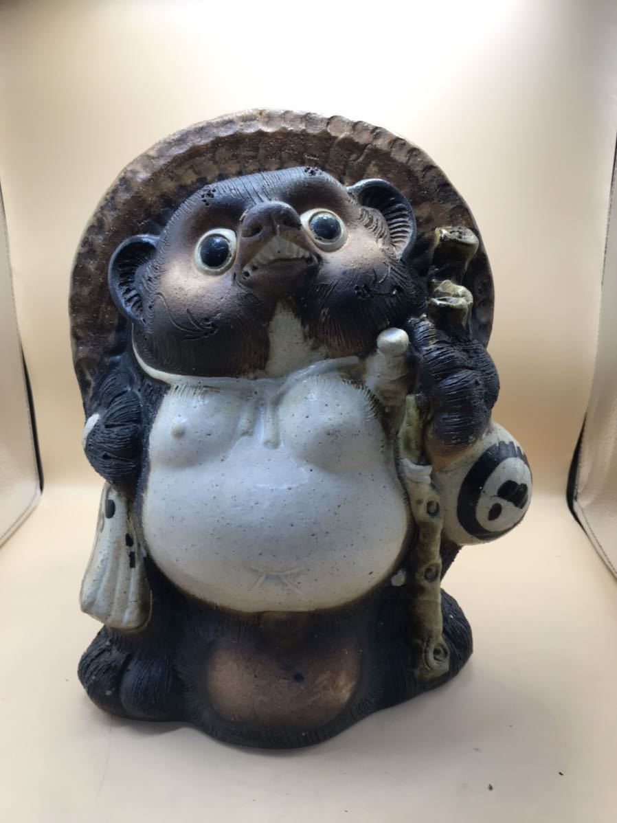 商売繁盛 たぬきの置物