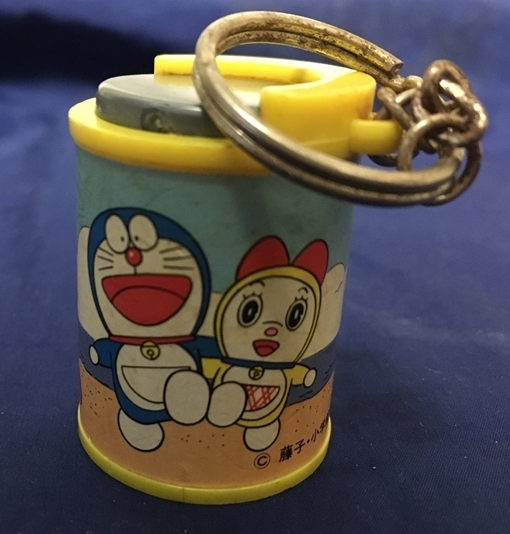 ドラえもん　缶型キーホルダー　ケース　ホルダー　平成レトロ ドラえもんコインケース キーホルダー ドラえもんコインホルダー
