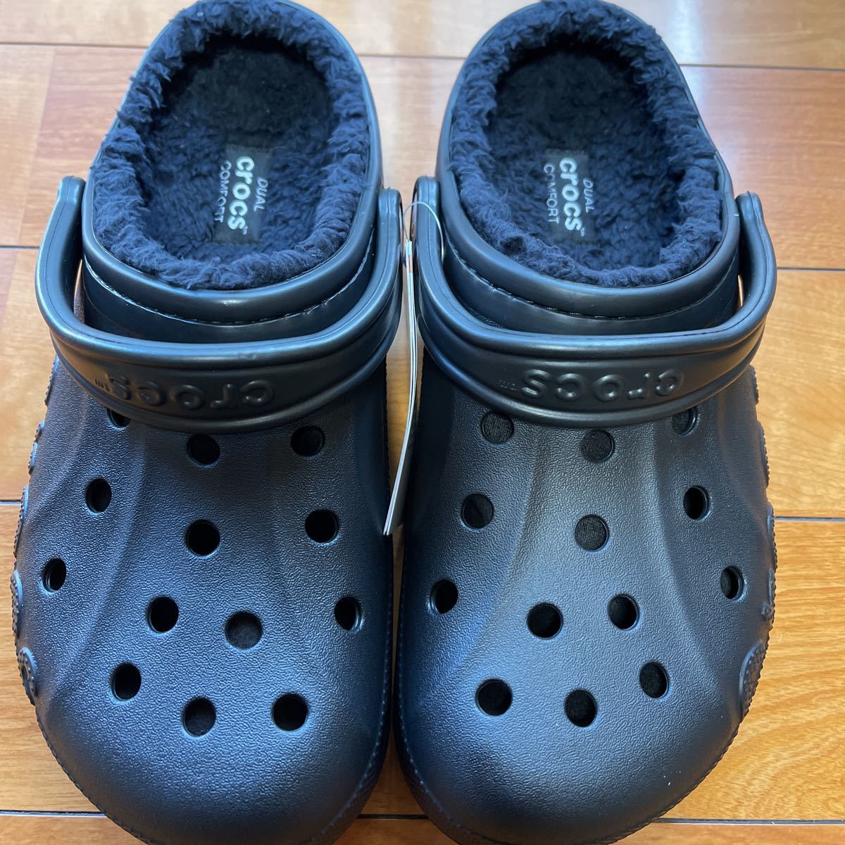 【未使用】送料無料crocsクロックスBAYA LINEDクロッグサンダルFAKEボアライナーOUTLOGO耐久クロスライトクッショニング