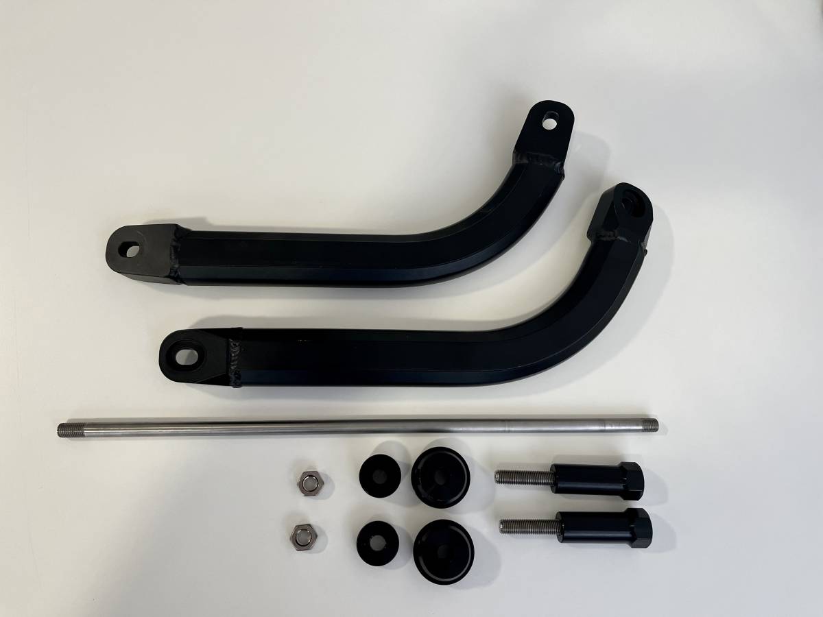 カワサキ Z900RS 強化サブフレーム 2018年式〜現行 シルバー