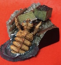 中古】K346 特撮大百科DX 古代ヤゴ怪虫 メガヌロン2000 開封済みの落札