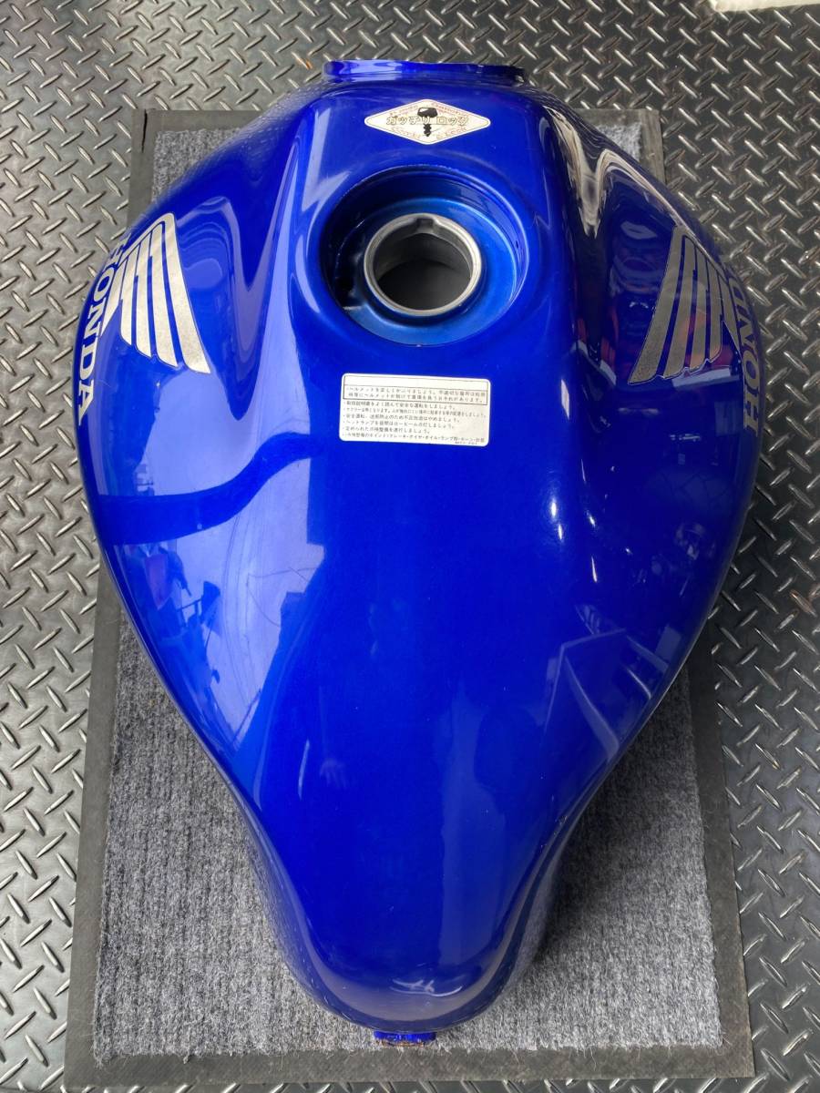ホンダ ホーネット 前期タンク 青 ホンダ ホーネット250 ガソリンタンク 青 前期