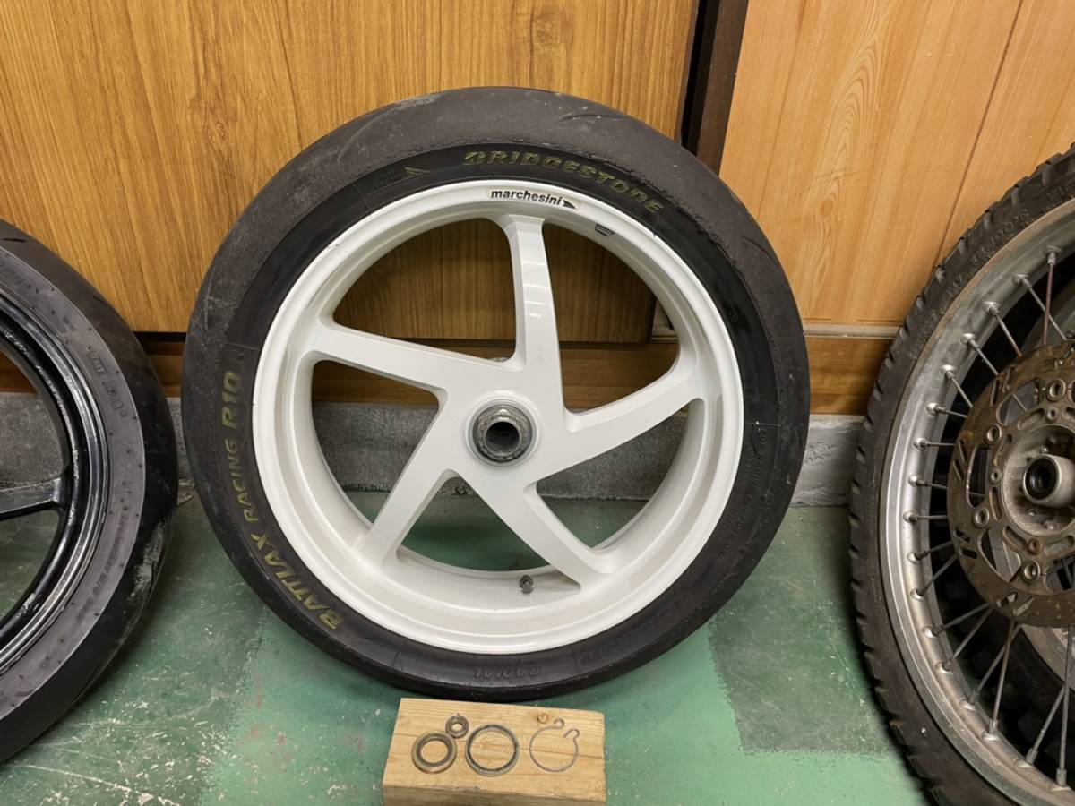 VFR400R NC30 リア17インチ化！ VFR400R NC30 リア17インチ化！ 愛人