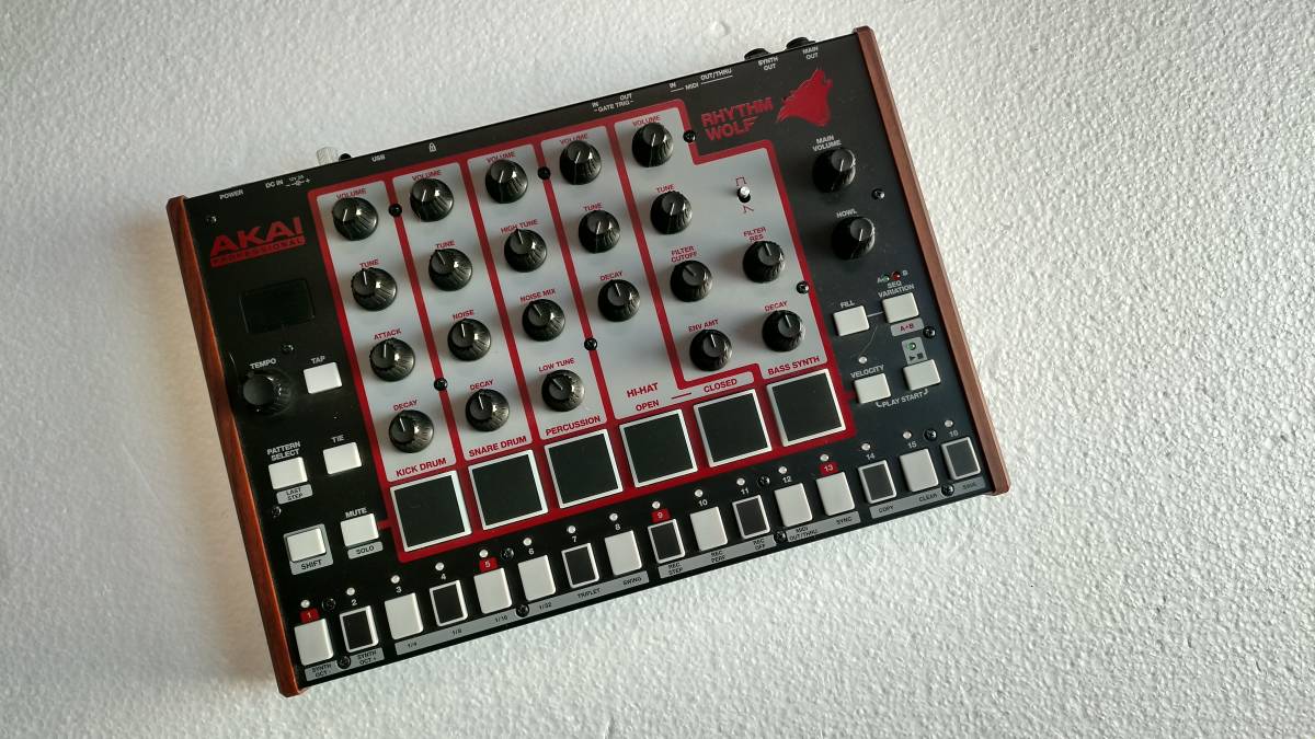 中古 ドラム音源 AKAI XE8 MIDI DRUM EXPANDER アカイ ドラム