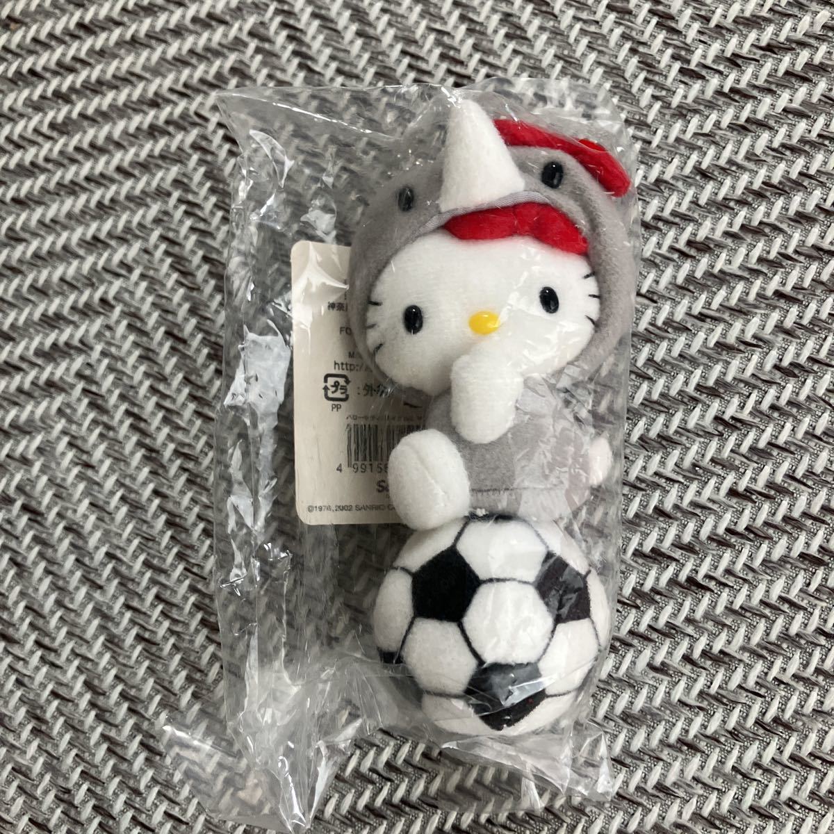 ご当地キティ　ハローキティ　埼玉　サッカー　マスコット　ぬいぐるみ　キティ ご当地キティ ハローキティ 埼玉 サッカー マスコット