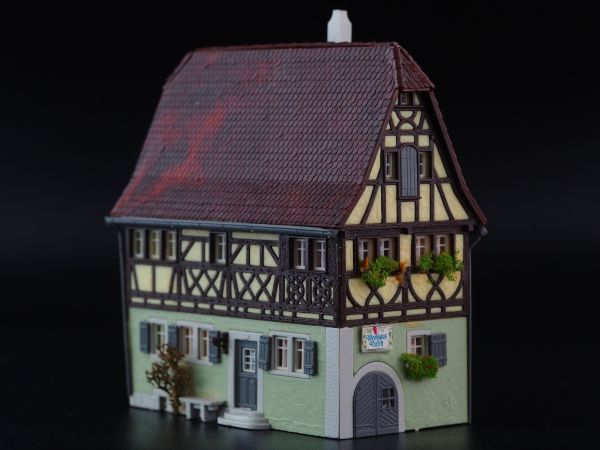 FALLER ストラクチャー 木組みのホテル Rothenburg Nゲージ ストラクチャー Rothenburg VOLLMER Updated Prinzhotel Preserved