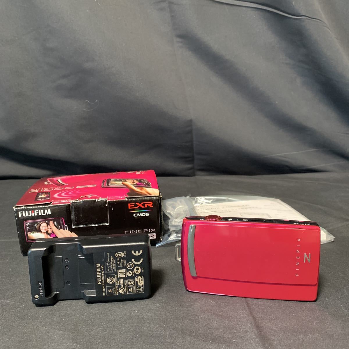 動作未確認】富士フイルム FinePix Z200fd（本体・バッテリー付き）