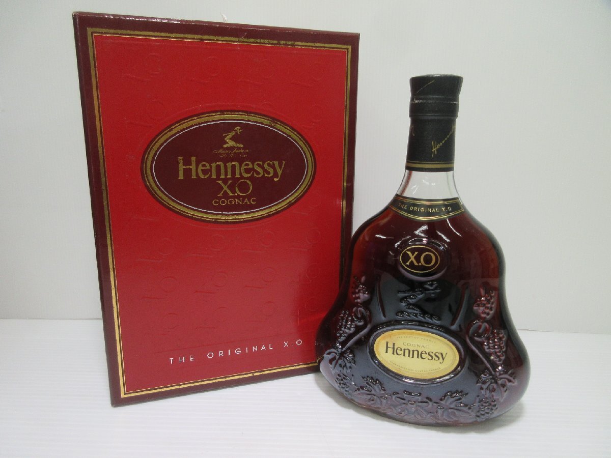 ヘネシーXO Hennessy 黒キャップ 700ml 古酒　箱付き ヘネシーXO Hennessy XO 700ml 40%古酒黒キャップ