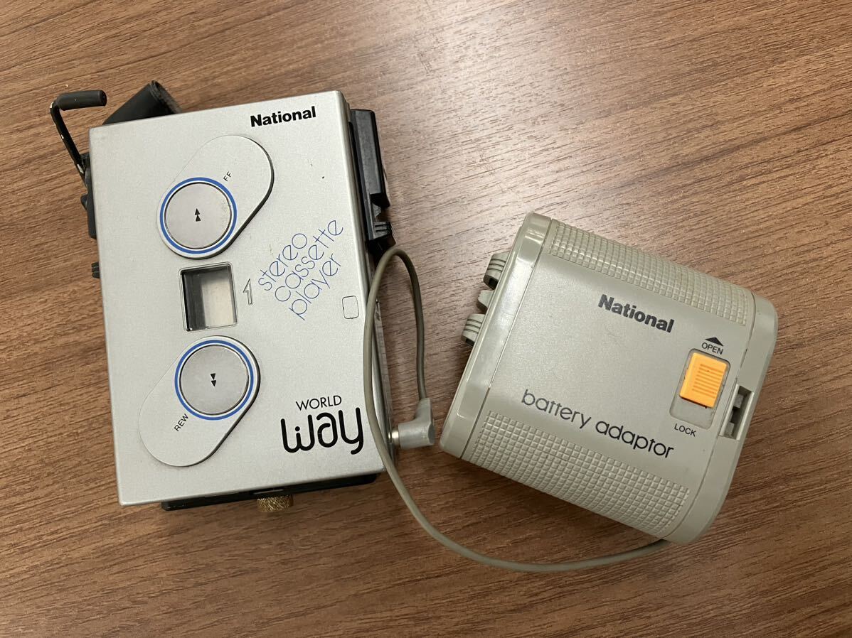 ナショナルRQ-R1 WORLD WAY ポータブルカセットプレーヤーレッド