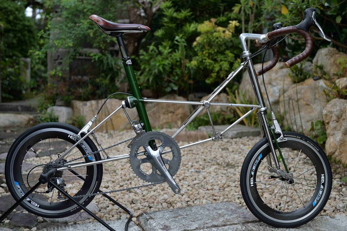 モールトンGT用リアーキャリア　新品 モールトンAM-GTステンレス+スチール製ビッグリアキャリア シルバー+黒