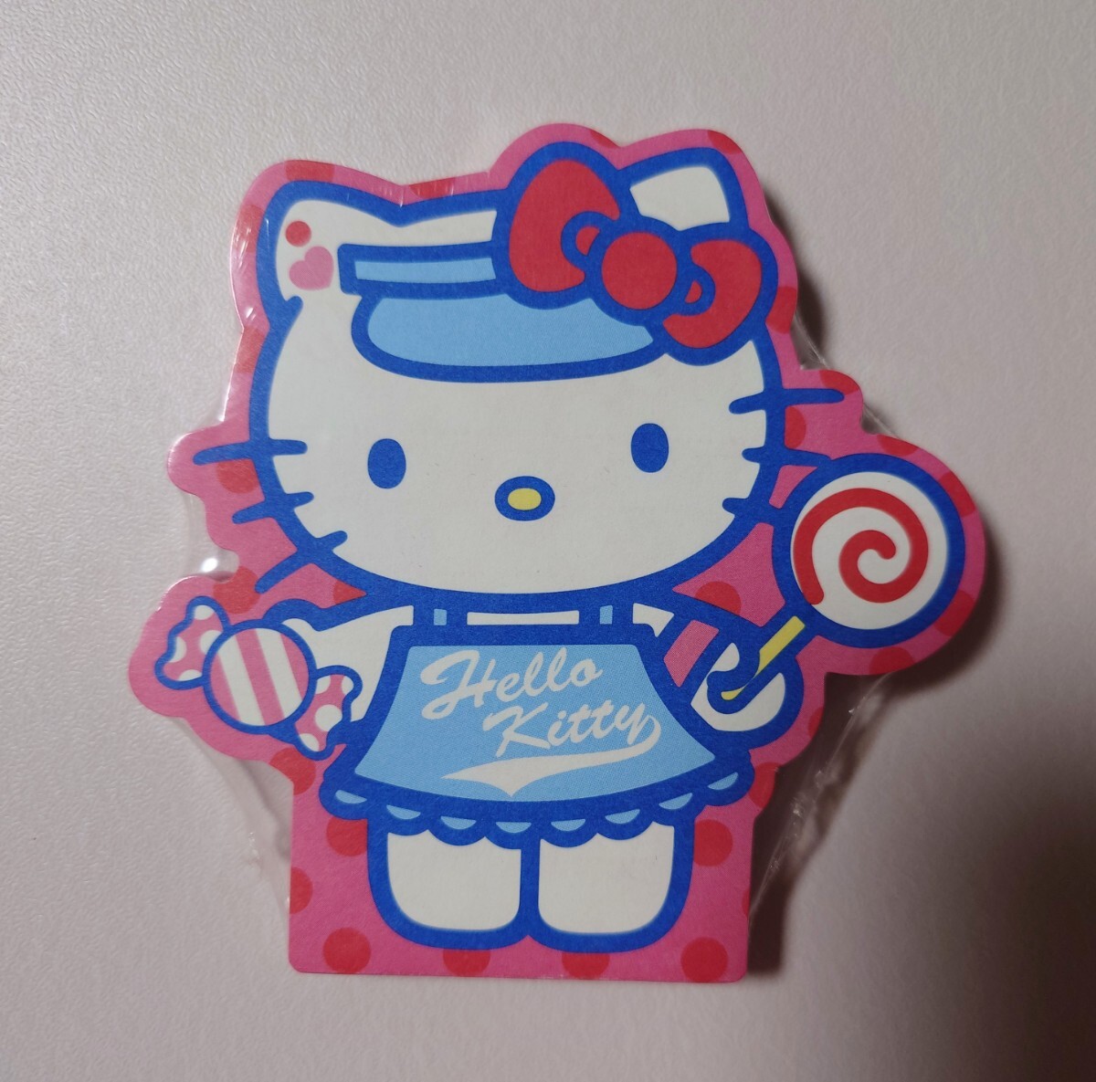 ハローキティ ピンバッジ 50¢【非売品】