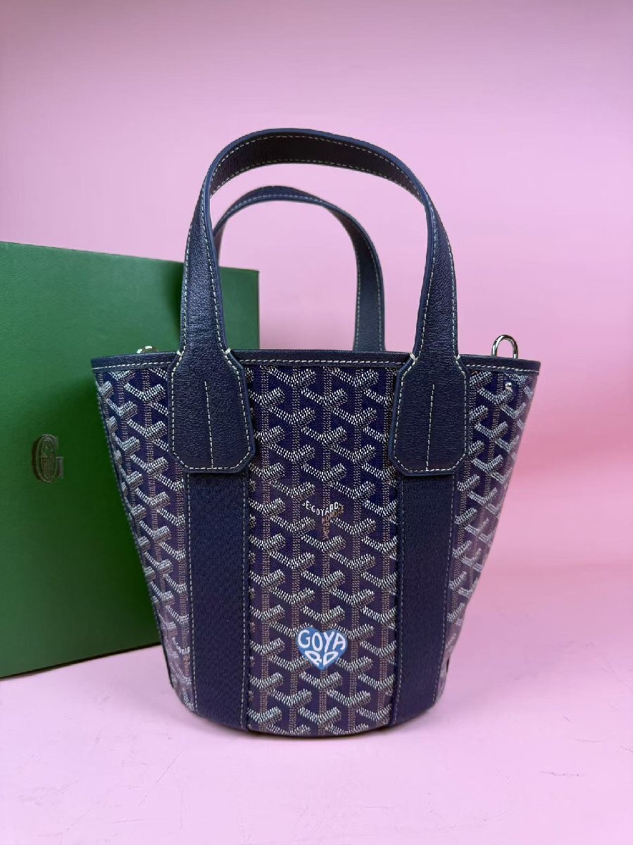 GOYARDマティニョンミニ コインケース ネイビーブルー ゴヤール