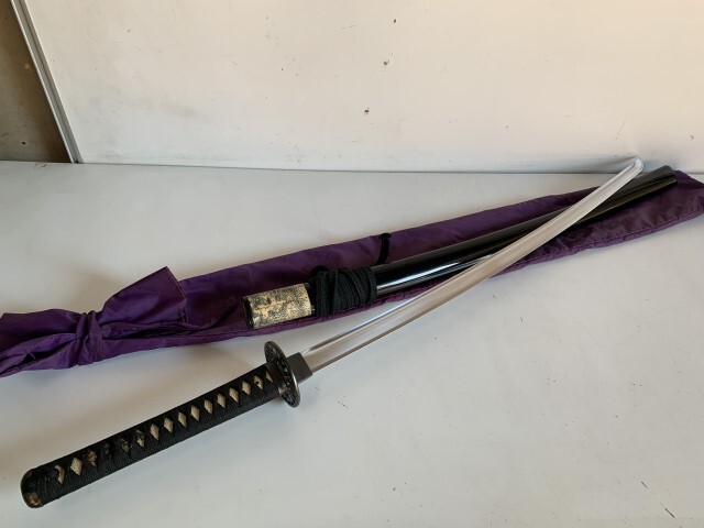 ☆時代 /刀剣小道具/武具！『薩州住 義成か義盛』鉄地 龍/竜