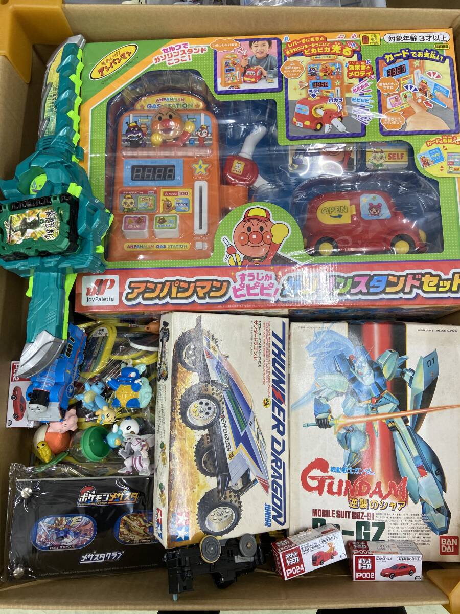 H②■放出!! 1円～!! アンパンマン フィギュア/おもちゃ/グッズなど 大量セット まとめて H②□放出!! 1円～!! アンパンマン フィギュア&frasl;おもちゃ&frasl;グッズなど
