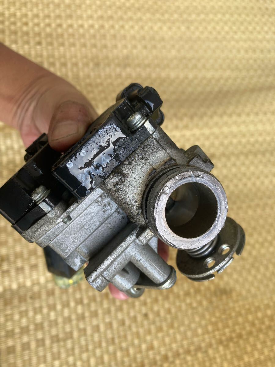 セロー250(DG17J)純正スロットルボディ! セロー250(DG17J)純正スロットルボディ!