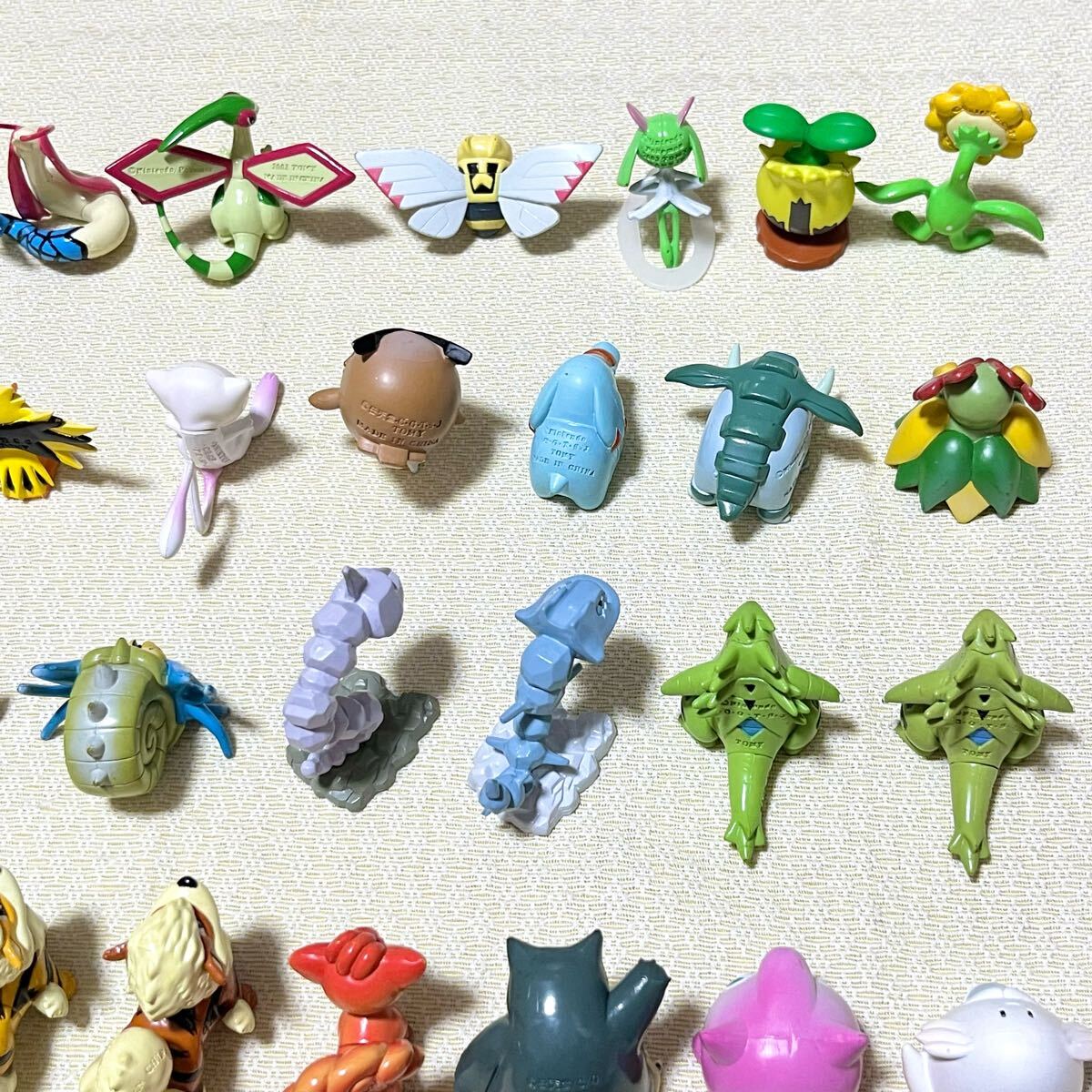 TOMY モンスターコレクション モンコレ キングラー & クラブ ポケモン TOMY モンスターコレクション モンコレ キングラー & クラブ