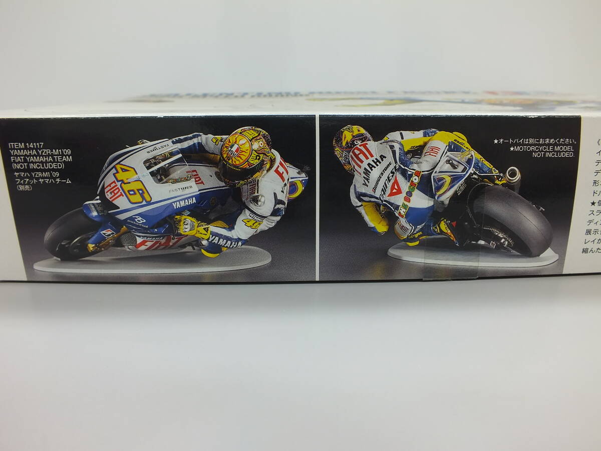 セール…バレンティーノ・ロッシ直筆サイン入り写真…Valentino Rossi Amazon.co.jp: HWC Trading USL フレーム入りバレンティーノ
