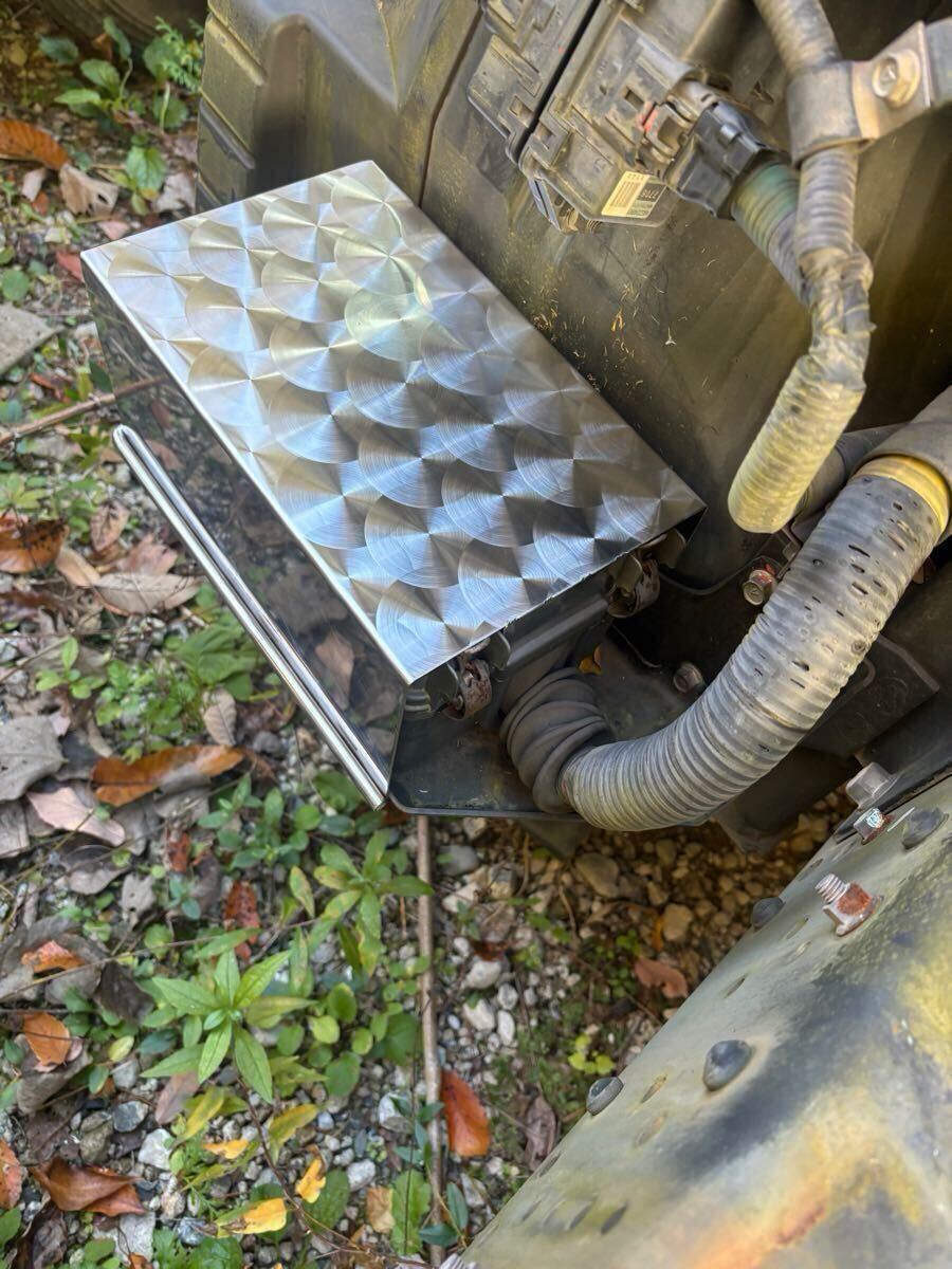 ジェネキャン用☆ヒューズボックスカバー☆ウロコ☆デコトラ ☆レトロ