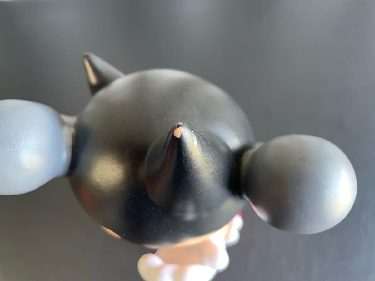KAWS Cat Teeth Bank OriginalFake カウズ 貯金箱 3090048652023032_01_2507.jpeg