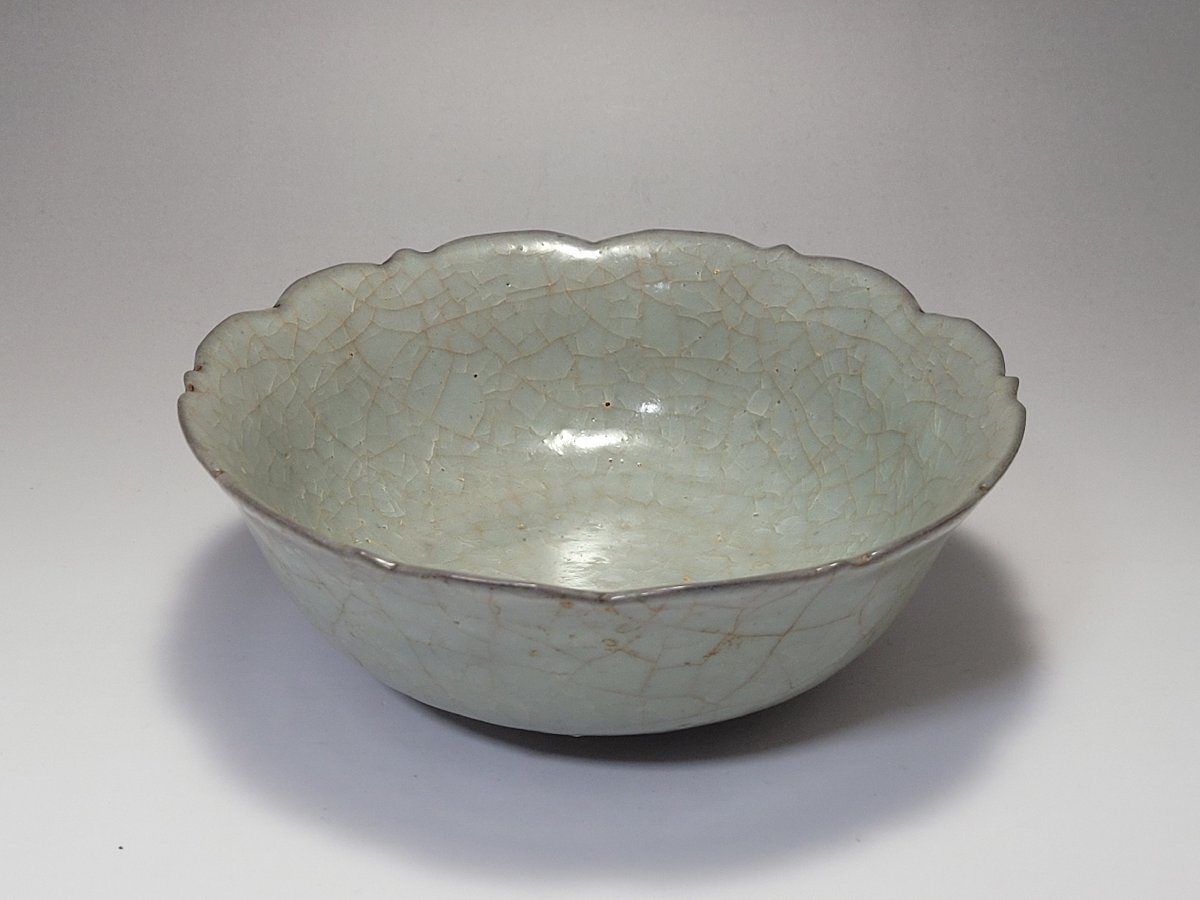 李朝・器 李朝白磁壺 / White-Porcelain Jar - YouTube