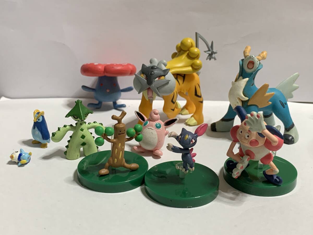 立体ポケモン図鑑 ガブリアス ガバイト フカマル 未開封
