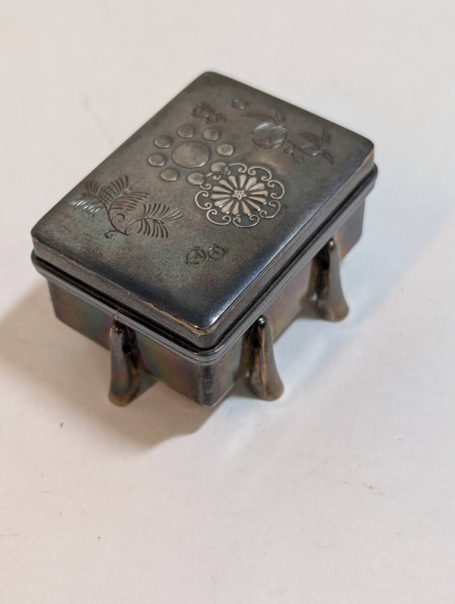 皇居限定 菊葉小箱 ボンボニエール シルバー 一粒万倍日 ボンボ