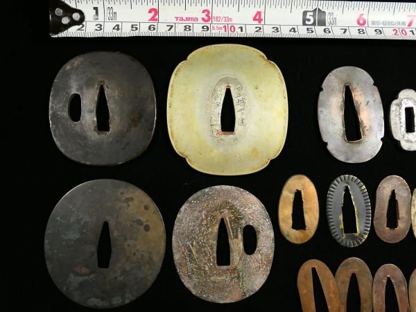 【傷や汚れあり】刀装具・金具まとめてセット! 在銘品有 拵え作りにいかがでしょうか 鍔・ハバキ・切羽・大切羽・しとどめ他 刀剣/刀装具 【安値 ...