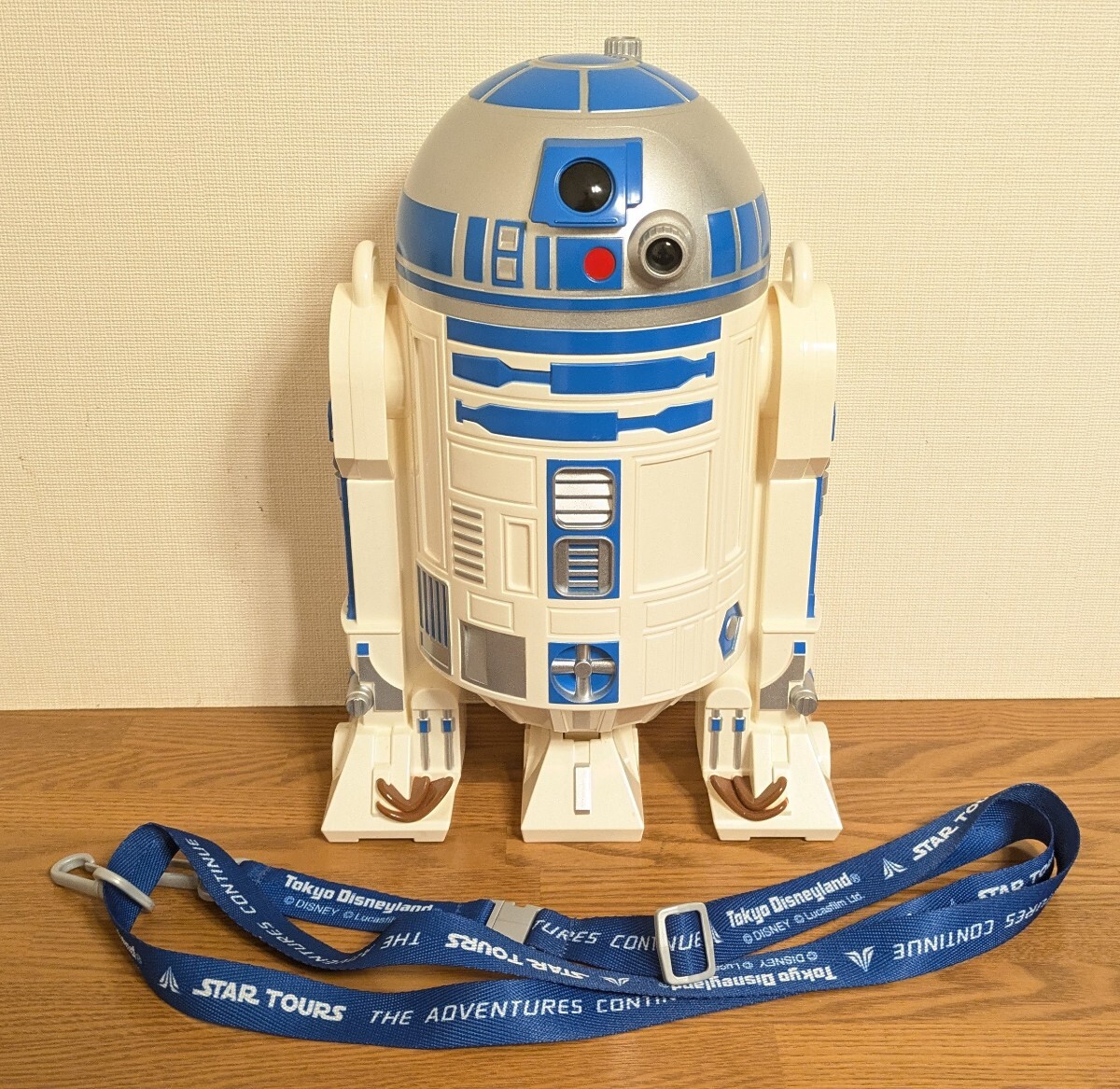 ディズニー ピンバッジ スターツアーズ 2013年 スター・ウォーズ STAR 