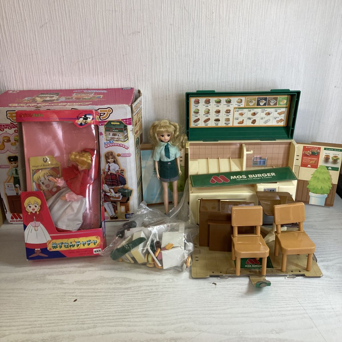 新品】赤ずきんチャチャ ジグソーパズル 300p(しいね 狼リーヤ まりん