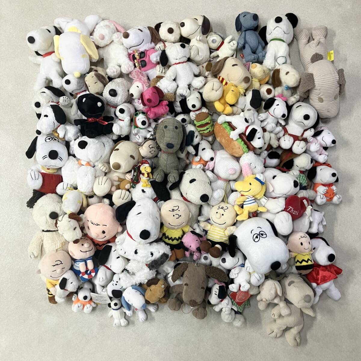 1000円～美品 スヌーピー ピーナッツ交響楽団 陶器製 台座(木材) 18個