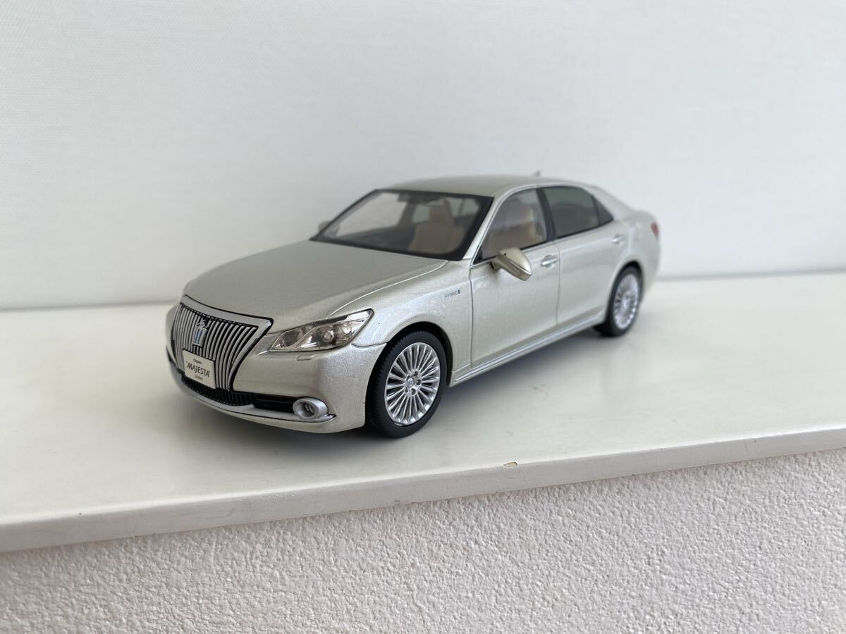 未使用に近い】☆URS206 UZS207 トヨタ クラウンマジェスタ 2009/3