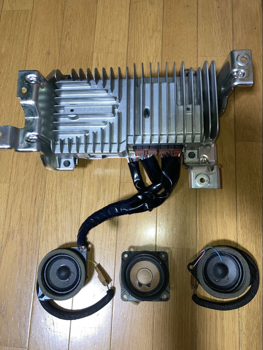 スカイライン セダン V36 前期 純正 BOSE スピーカーシステム 1台分の