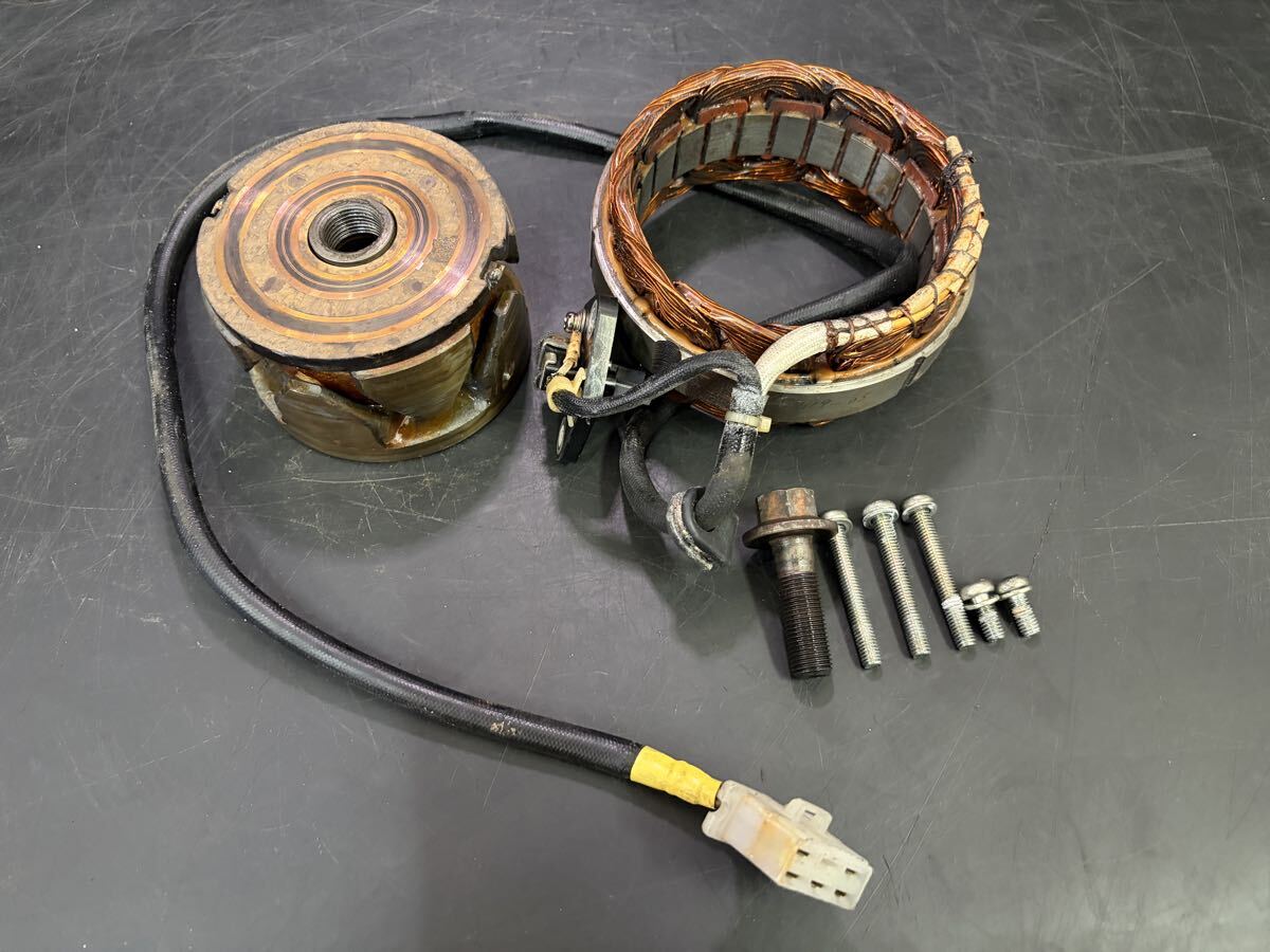 ホンダ 純正部品 ダイナモブラシ 31105-548-004 中古】☆ホンダ N360 ダイナモブラシ 31105-548-004☆Nコロ NⅡ 旧車の