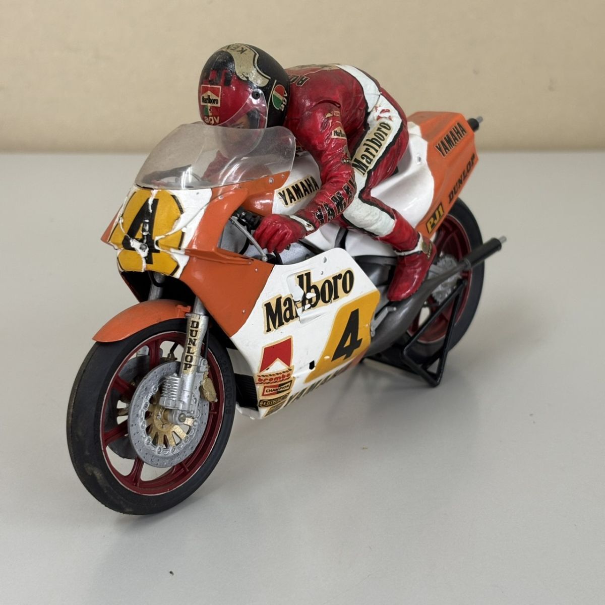 □TAMIYA1/12 YAMAHA TZ500(YZR500改)+#62北野晶夫 「汚れた英雄」塗装