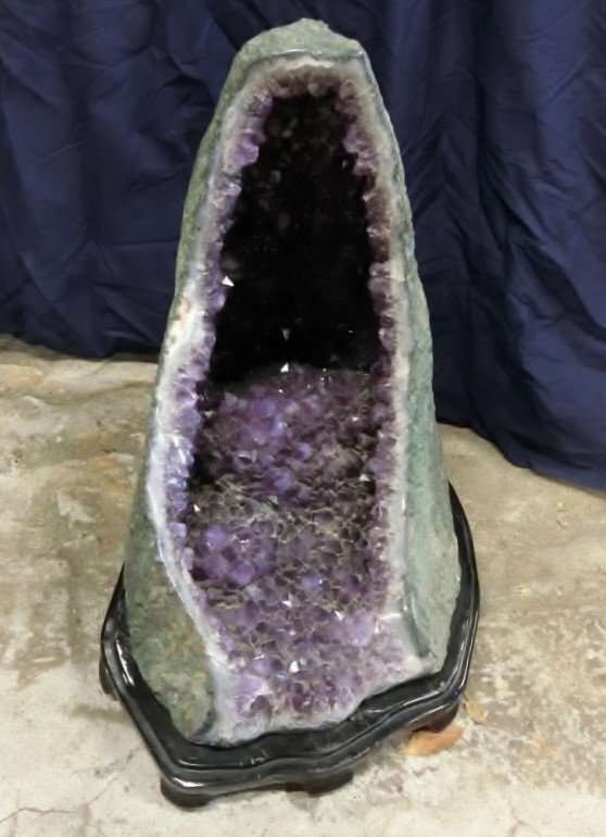 アメジストドーム 鉱物標本 天然石 鑑賞石 原石 紫水晶 巨大の落札情報