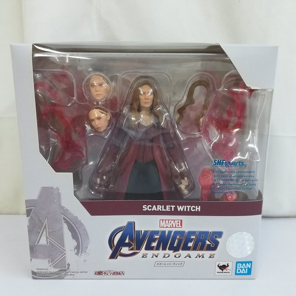 大ヒット映画「アベンジャーズ」 Avengers スカーレット・ウィッチ役