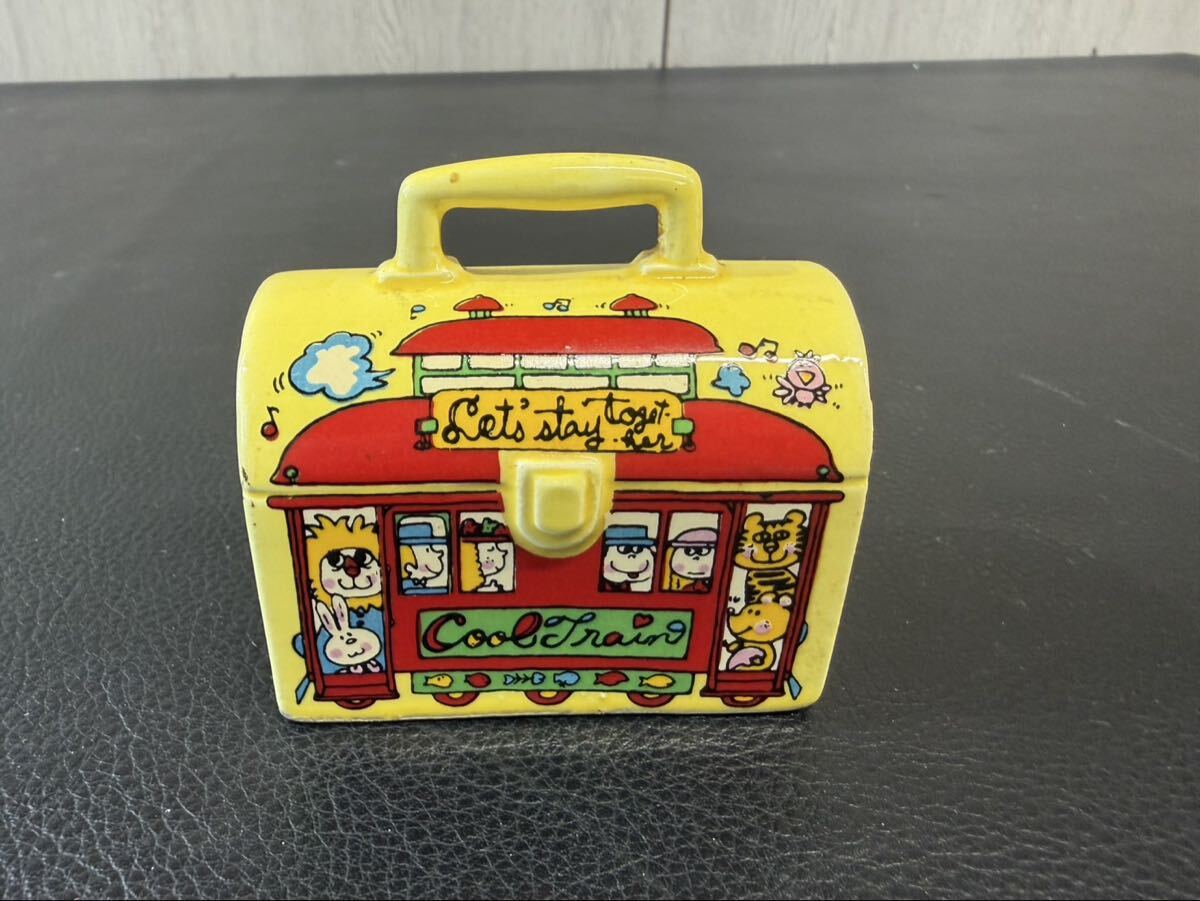 雑貨 水森亜土☆サンリオ☆ランチボックス缶☆ブリキ缶☆昭和レトロ☆レア