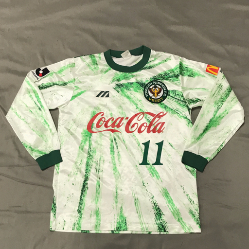 新品激レア　Jリーグ　読売ベルディ　サッカーグッズ　4個　　三浦知良　ラモス瑠偉 三浦知良 ヴェルディ川崎 ラモス瑠偉 ヴェルディ川崎 ポスター