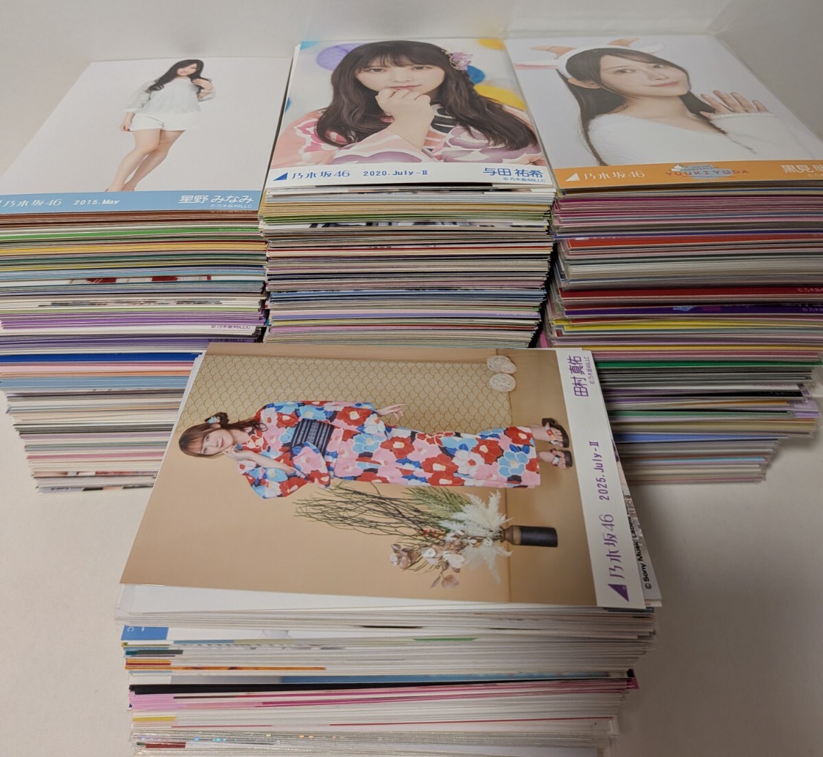 中古】山口百恵 年代物 印刷 サイン 色紙 ブロマイド 写真 貼り付け
