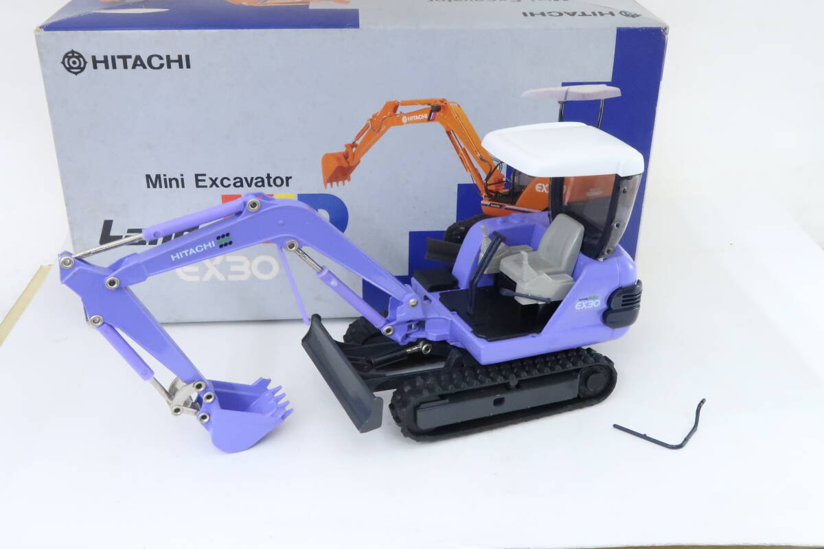 やや傷や汚れあり】1/35 HITACHI 日立建機 ZAXIS 75 UR ショベルカー
