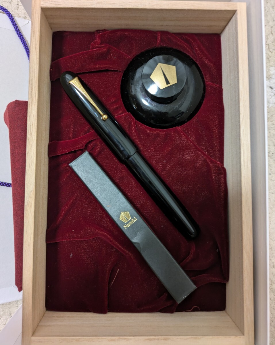 パイロット　PILOT 漆黒　50号　Mニブ　完品　ナミキ NAMIKI 美品】PILOT パイロット NAMIKI ナミキ 漆コレクション 漆黒 字幅FM(中
