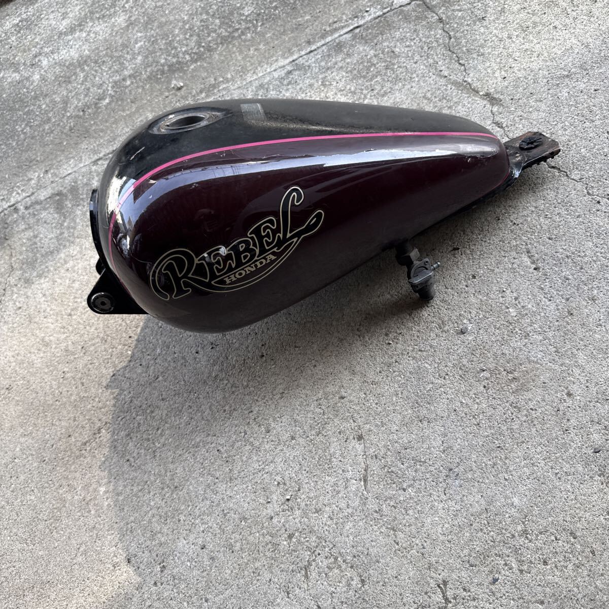 ◎レブル250 純正 タンク 2（ヘコミあり MC49 マットシルバー ホンダ