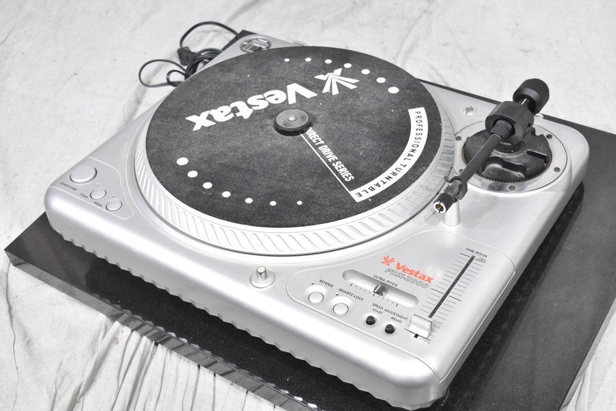 中古】日本製 希少 ビンテージDJ用CDプレイヤー/VESTAX CD-07/CDJ/通電