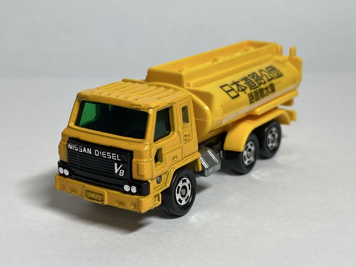 新品】【新品】UD 日産ディーゼル 旧ロゴ 泥除け 2枚セットの落札情報