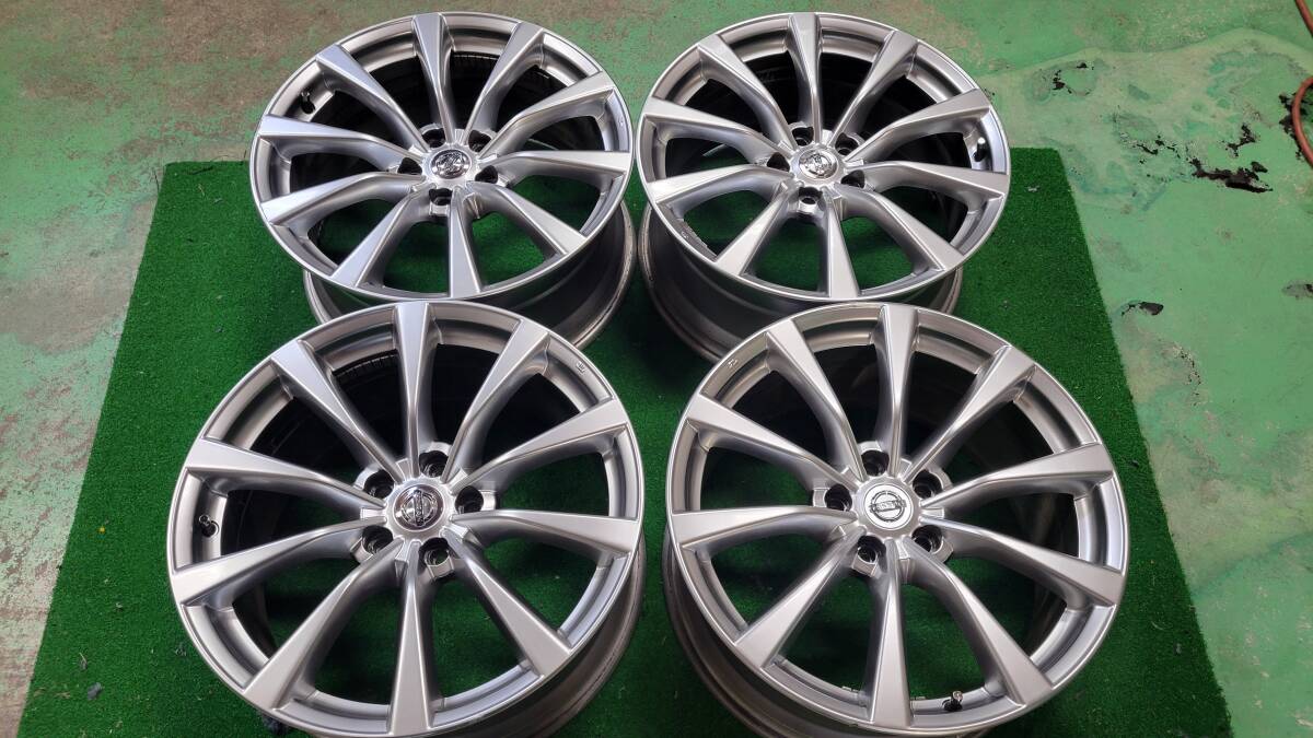 中古極上品 19インチ日産フーガ純正ホイル4本セット ナット付き H20