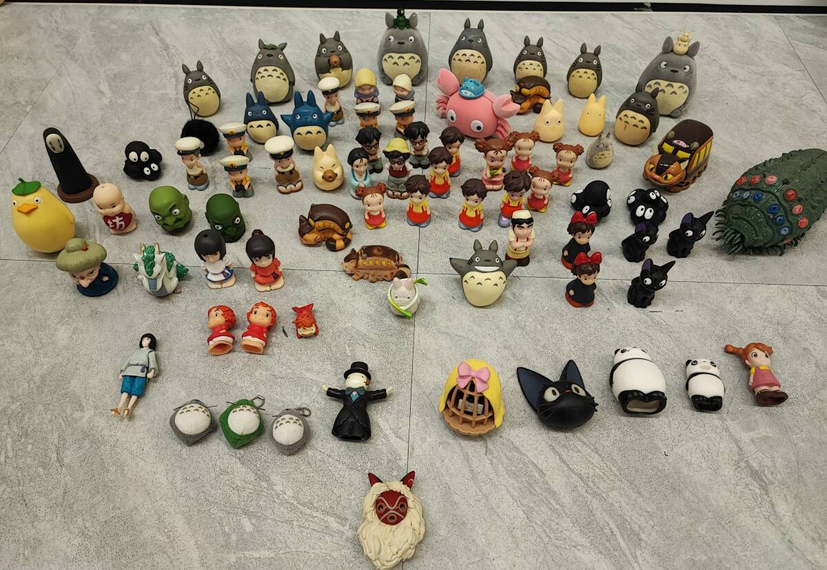 新品】廃盤品 希少 残りわずか! 新品 ジブリ品薄 千と千尋の神隠し 手