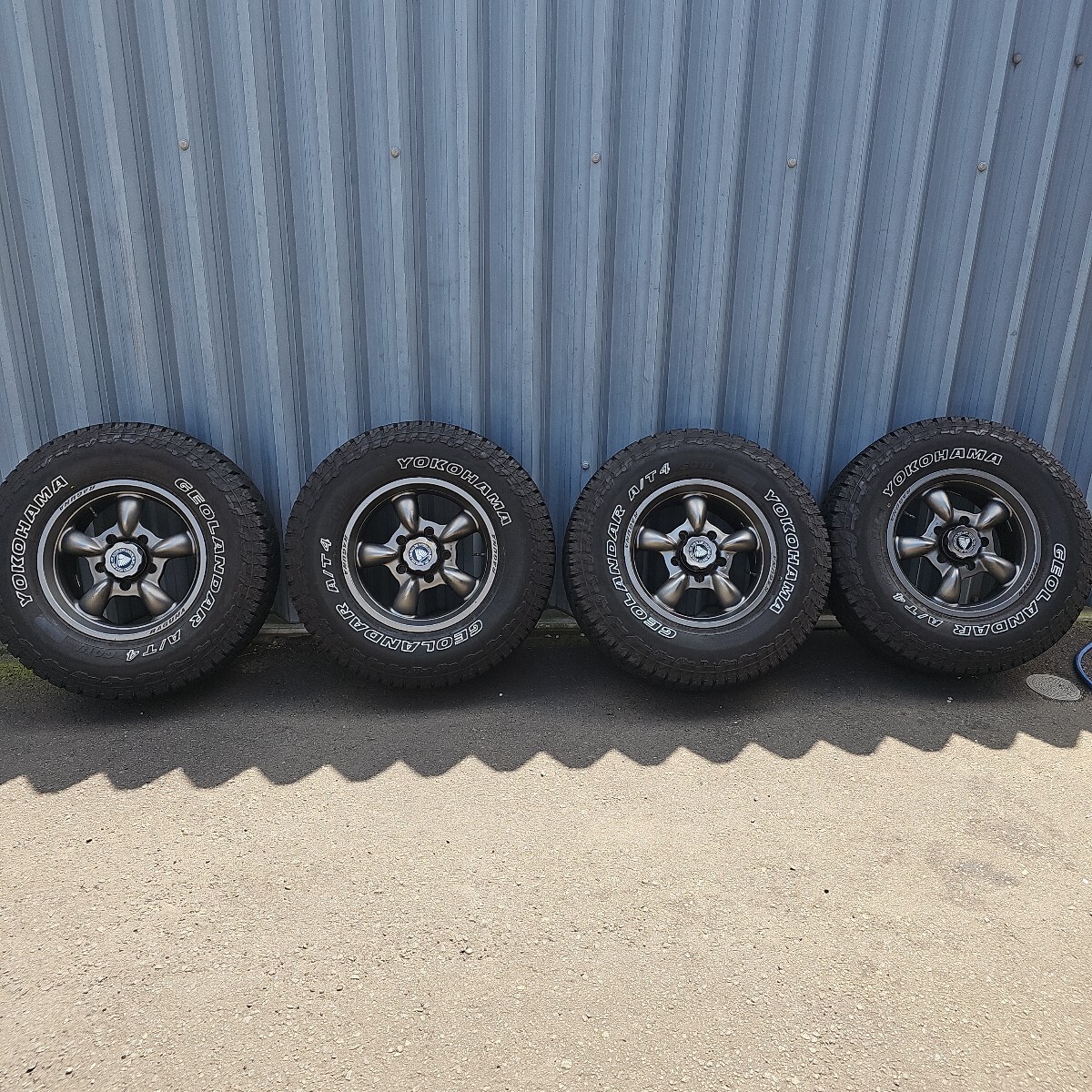 RAGUNA d-force akro 4本セット 中古】RAGUNA ラグナ D-FORCE Akro 16インチ ホイール 4本