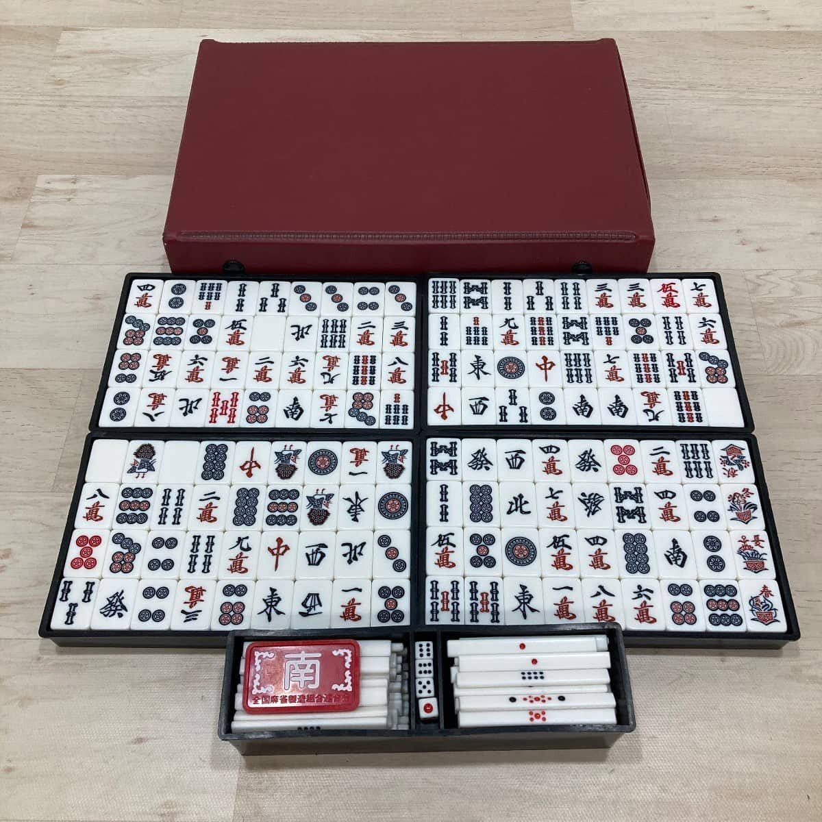 中古】麻雀牌 大洋化学製 大洋化学株式会社 商品名不明 アール牌 凹